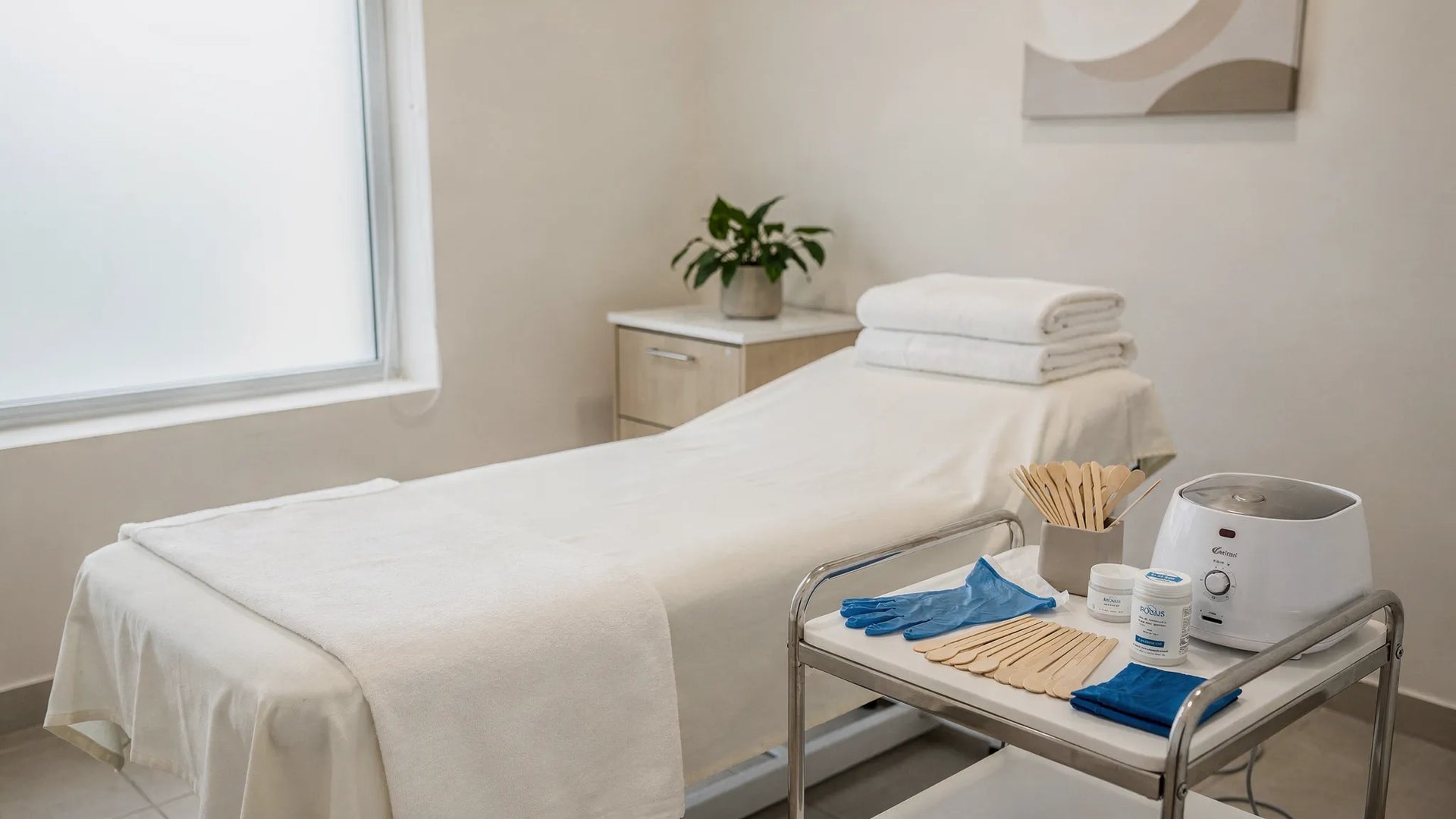 Waxing Pubic Area Safely: Prep, Pain, and Aftercare