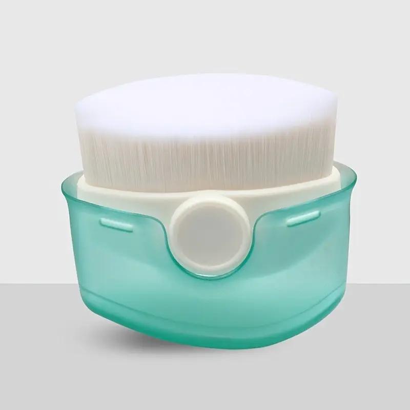 Traceless Portable Magic Brush compact foundation brush with soft synthetic bristles and ergonomic handle for streak-free natural finish